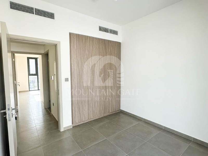 Green Belt View | Middle Kitchen | Move-In Ready 3BR The Valley Mountain Gate