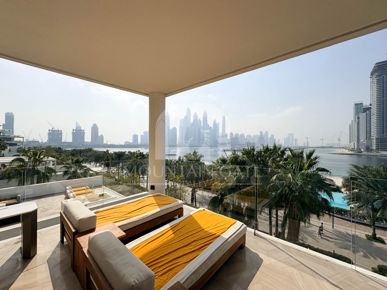 1 of 1 Penthouse | Private Pool | large layout 4BR Palm Jumeirah Mountain Gate