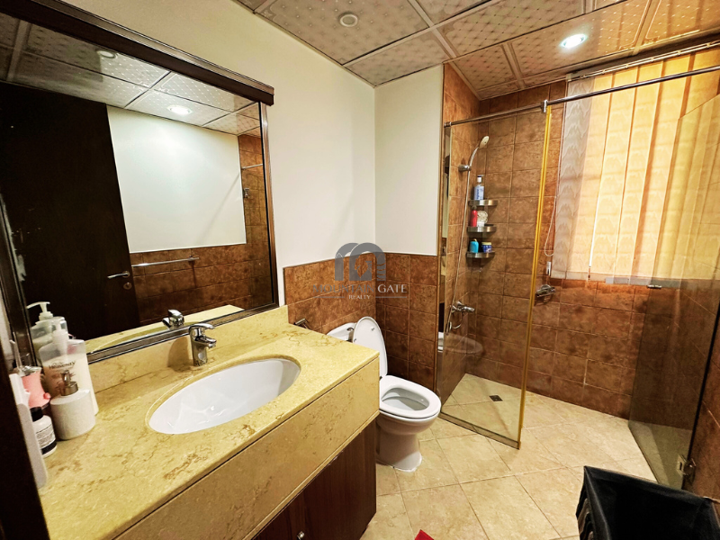 Luxury villa | Big Pool | Vacant on transfer 6BR Muwaileh Commercial Mountain Gate