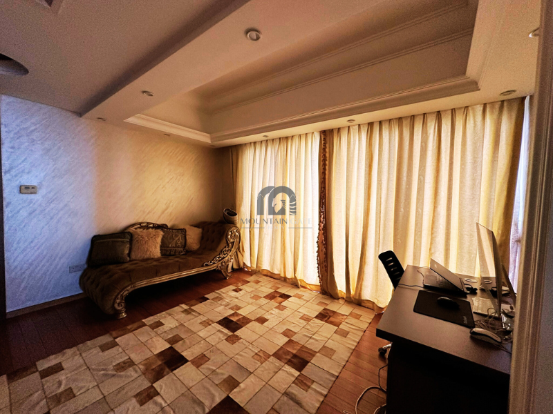 Luxury villa | Big Pool | Vacant on transfer 6BR Muwaileh Commercial Mountain Gate