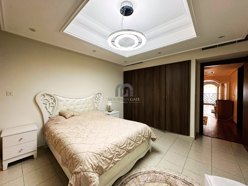Luxury villa | Big Pool | Vacant on transfer 6BR Muwaileh Commercial Mountain Gate
