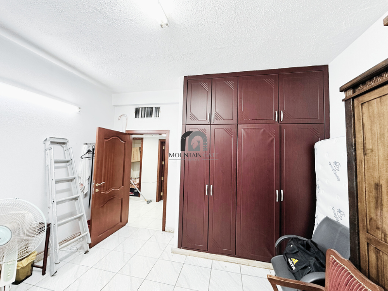 GCC | Large | Commercial/Residential| main street 7BR Al Sharq Mountain Gate