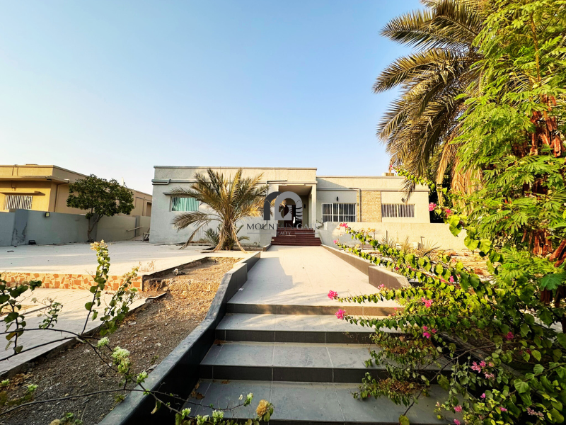 GCC | Large | Commercial/Residential| main street 7BR Al Sharq Mountain Gate