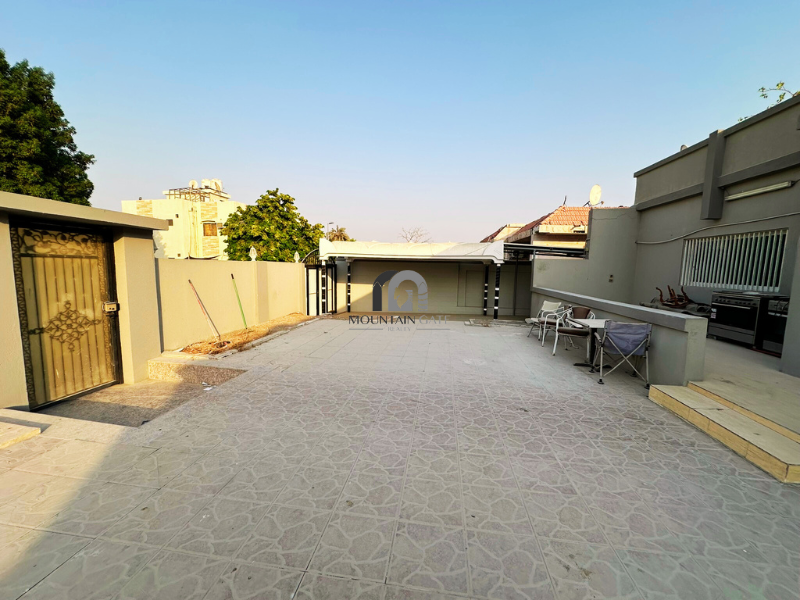 GCC | Large | Commercial/Residential| main street 7BR Al Sharq Mountain Gate
