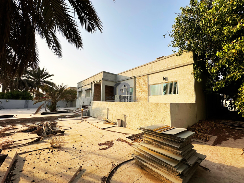 GCC | Large | Commercial/Residential| main street 7BR Al Sharq Mountain Gate