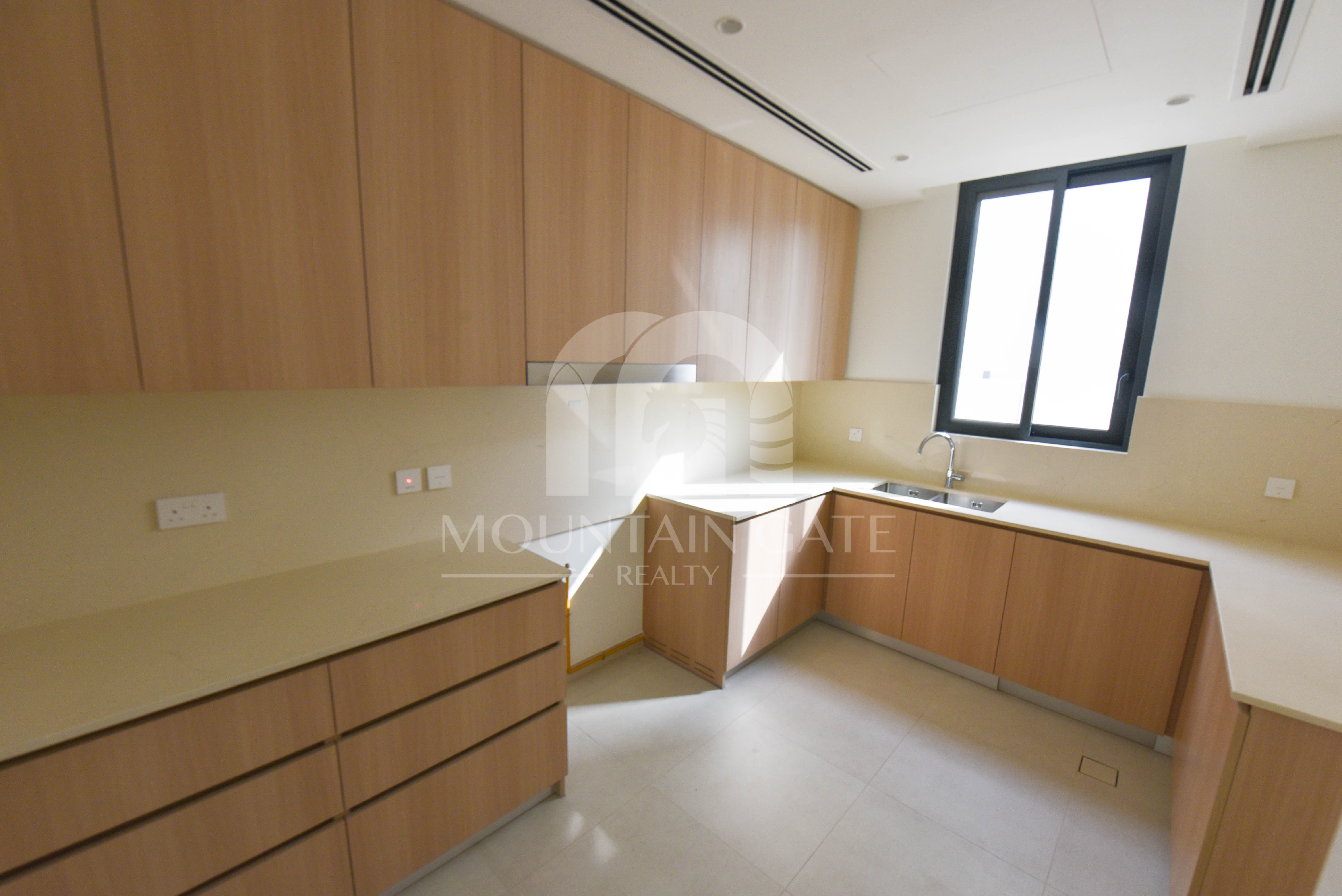 Premium Villa on Large Plot | Park-Backing 5BR Arabian Ranches 3 Mountain Gate