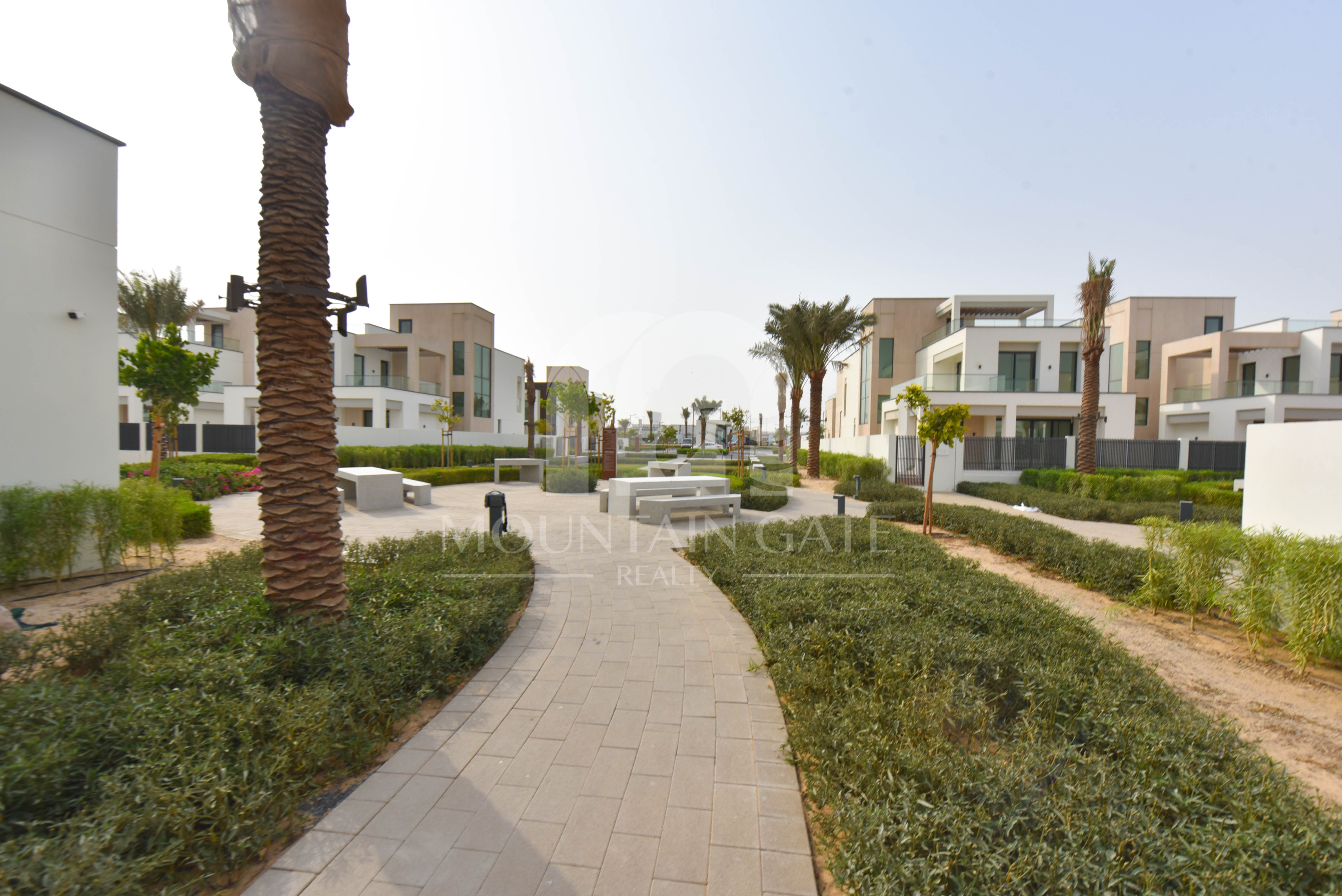 Premium Villa on Large Plot | Park-Backing 5BR Arabian Ranches 3 Mountain Gate