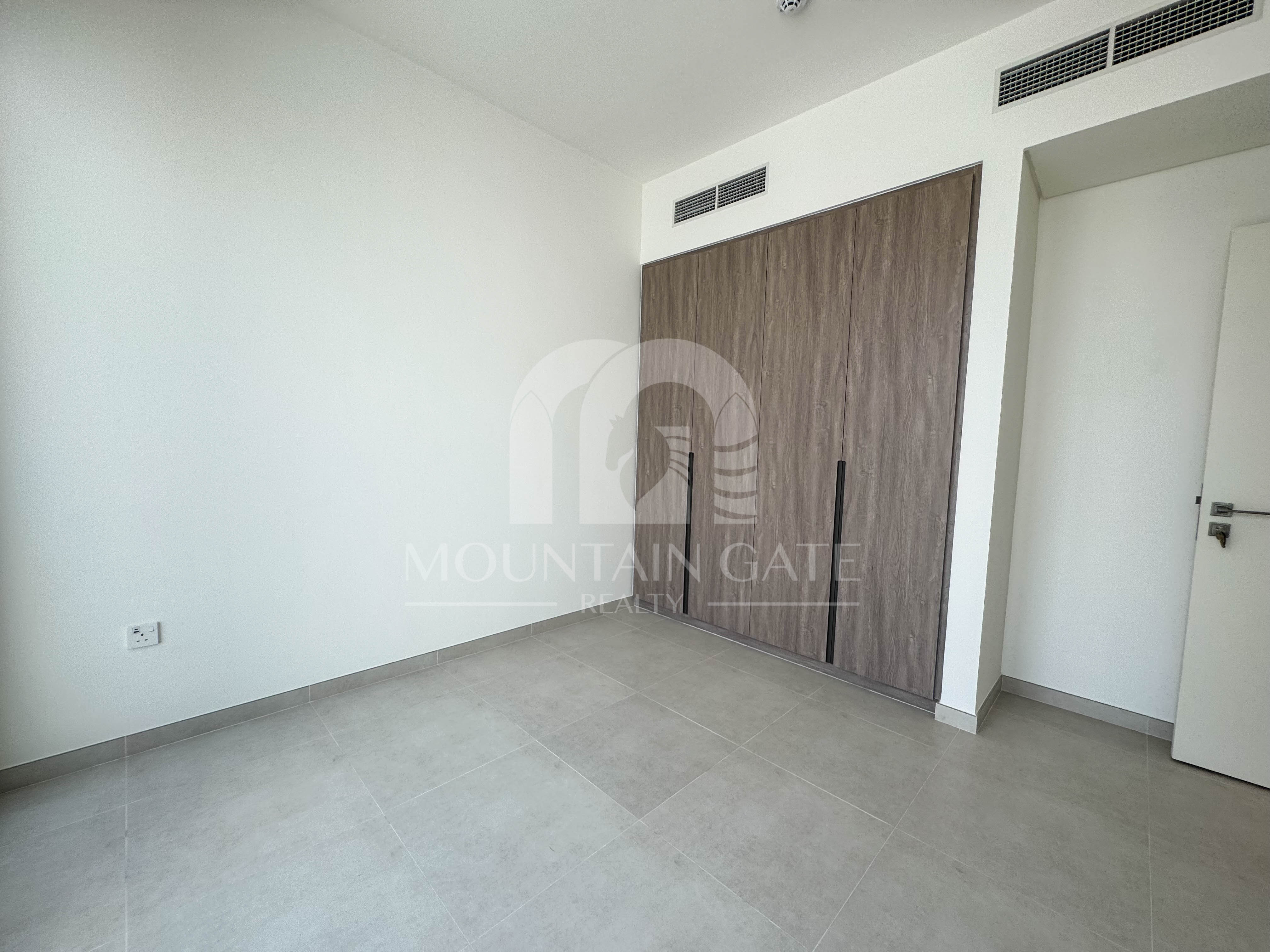 Single Row | Close to Mall | Brand New Available 4BR The Valley Mountain Gate
