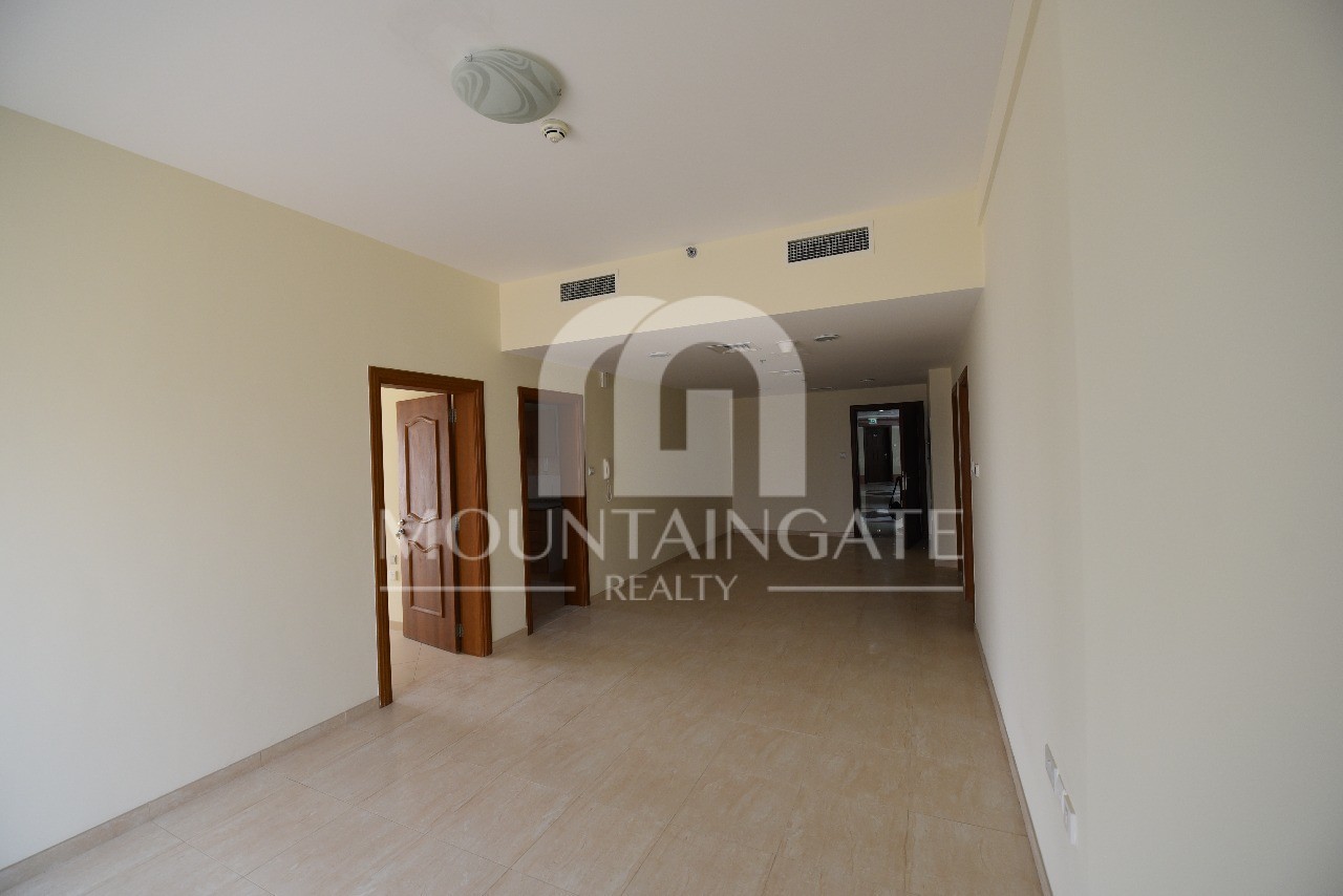 Investor Deal Spacious Layout Prime Location 2BR Dubai Land Mountain Gate