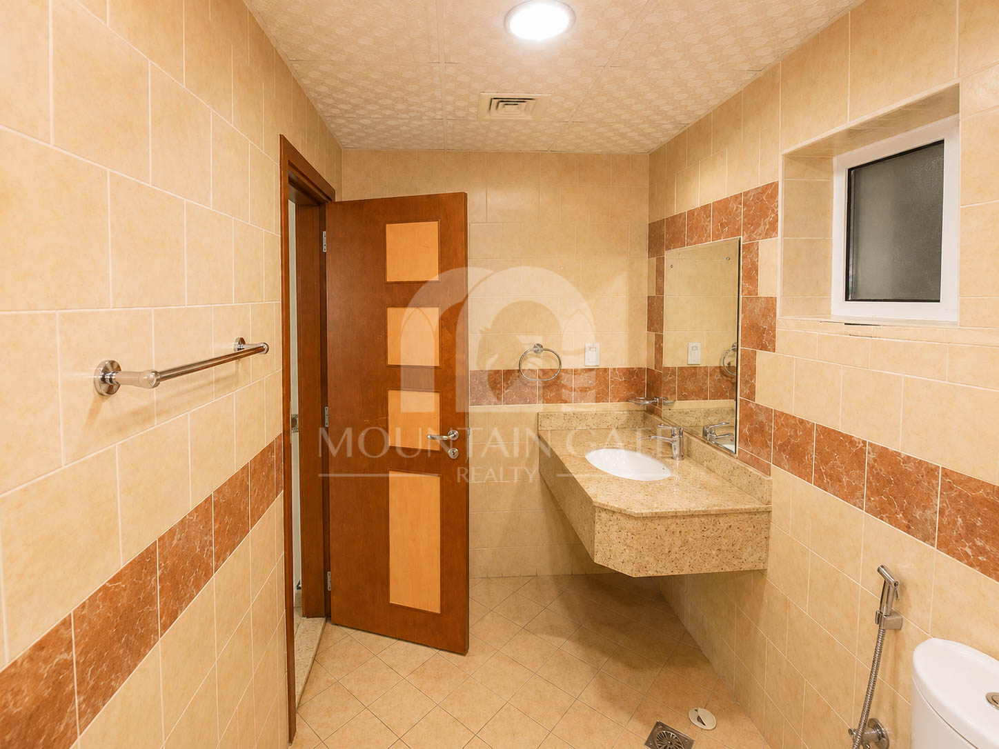Vacant | Ideal for End User | Spacious Layout 1BR Dubai Land Mountain Gate