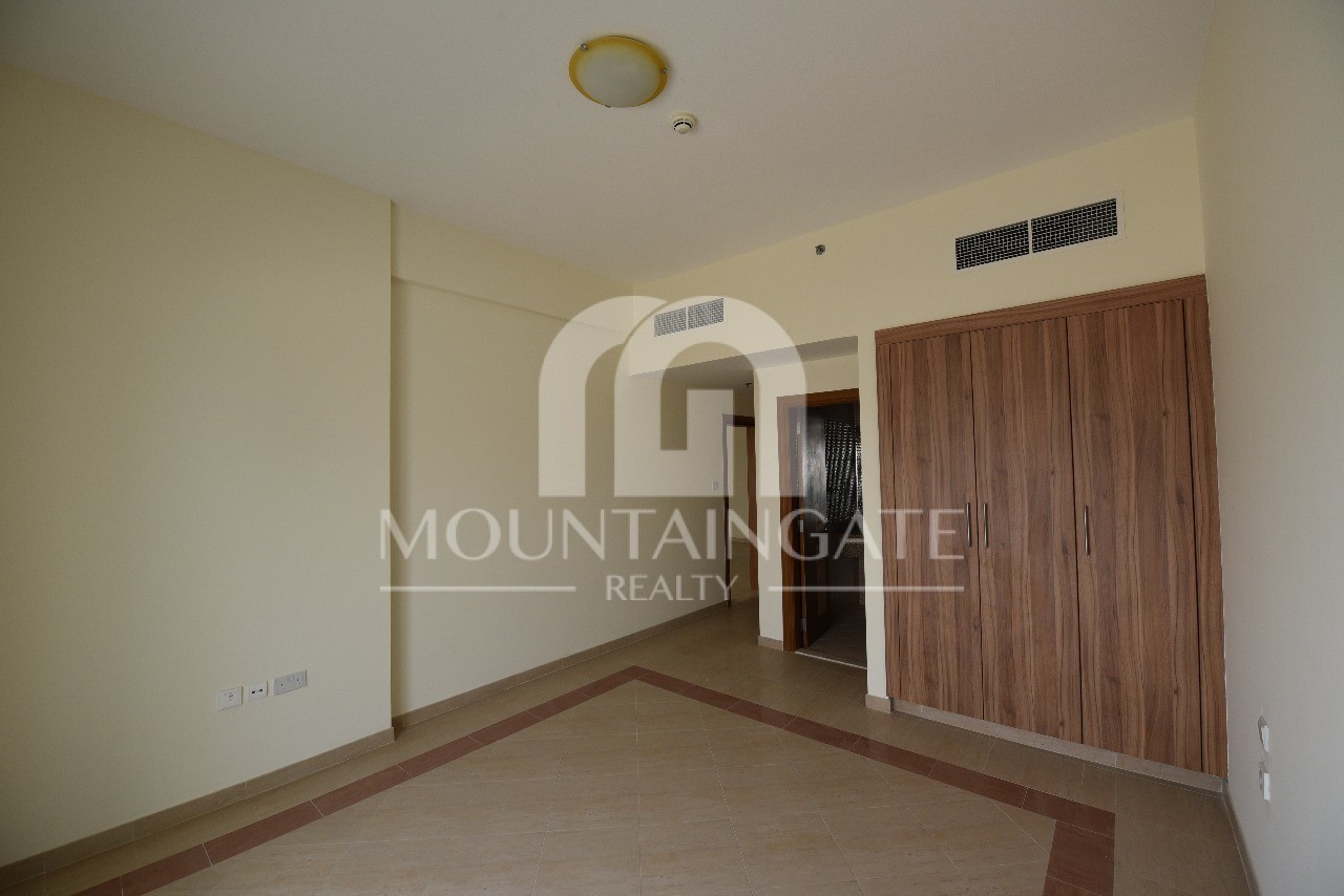 Ideal Investment Spacious Family Living Prime 1BR Dubai Land Mountain Gate