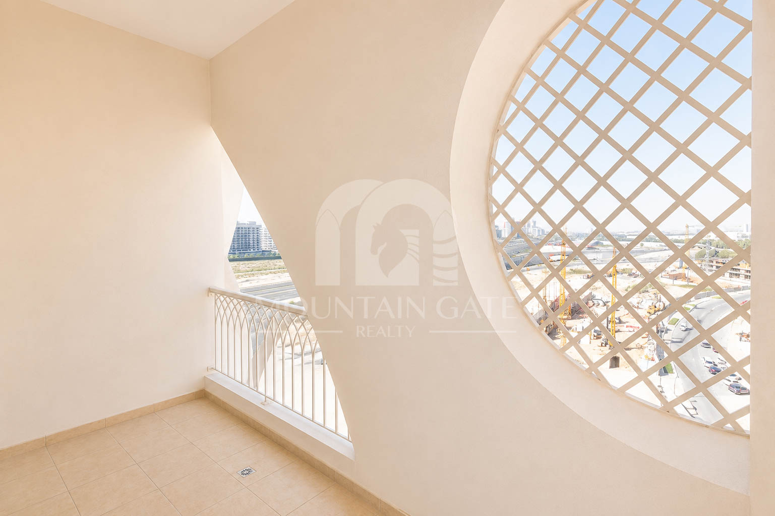 Vacant | Ideal for End User | Spacious Layout 1BR Dubai Land Mountain Gate
