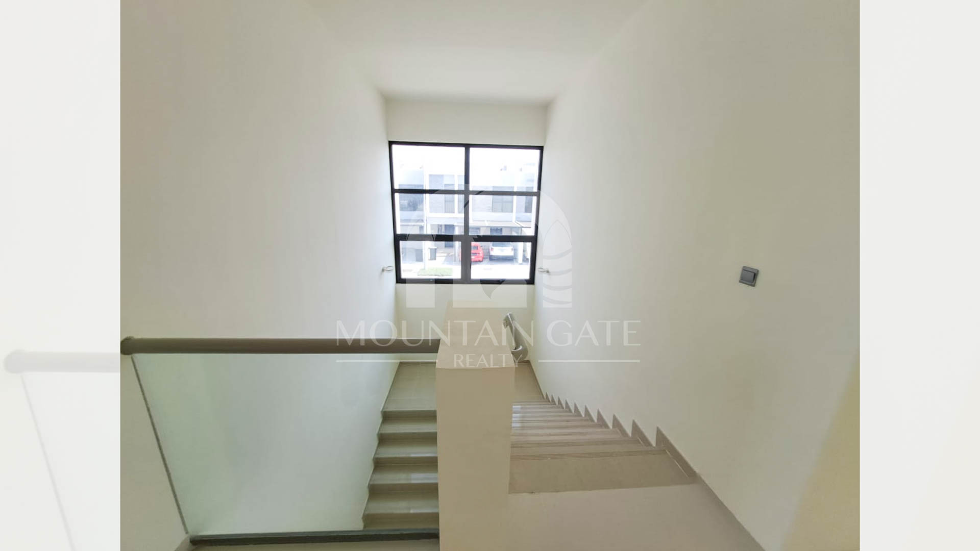 Stunning V3 - Big plot - Best location -Single row 6BR Damac Hills 2 Mountain Gate