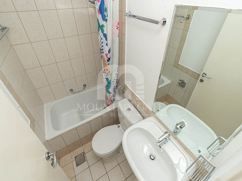 Hot Deal | Single Row | Pleasant 2BR Mountain Gate