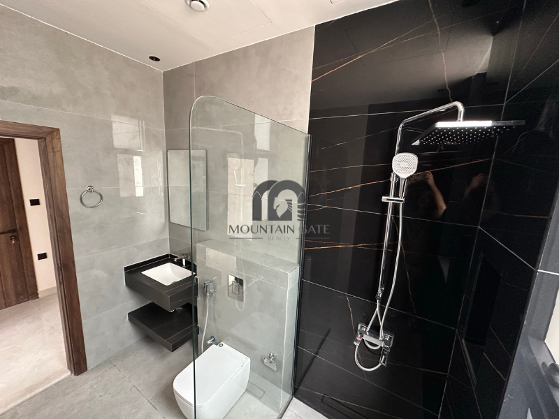 Detached villa | All nationalities | study oom 5BR Tilal City Mountain Gate