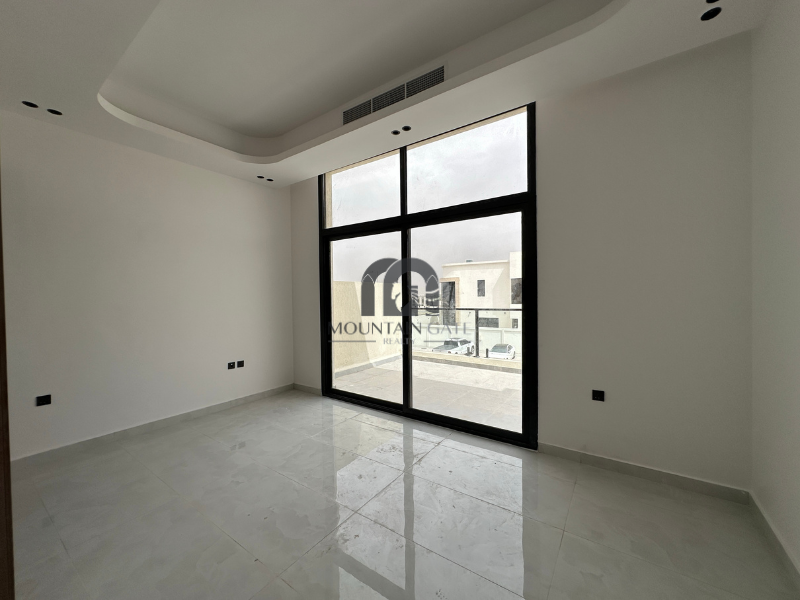 Detached villa | All nationalities | study oom 5BR Tilal City Mountain Gate