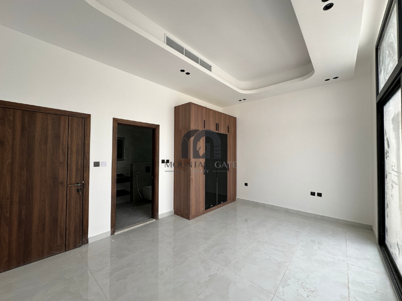 Detached villa | All nationalities | study oom 5BR Tilal City Mountain Gate