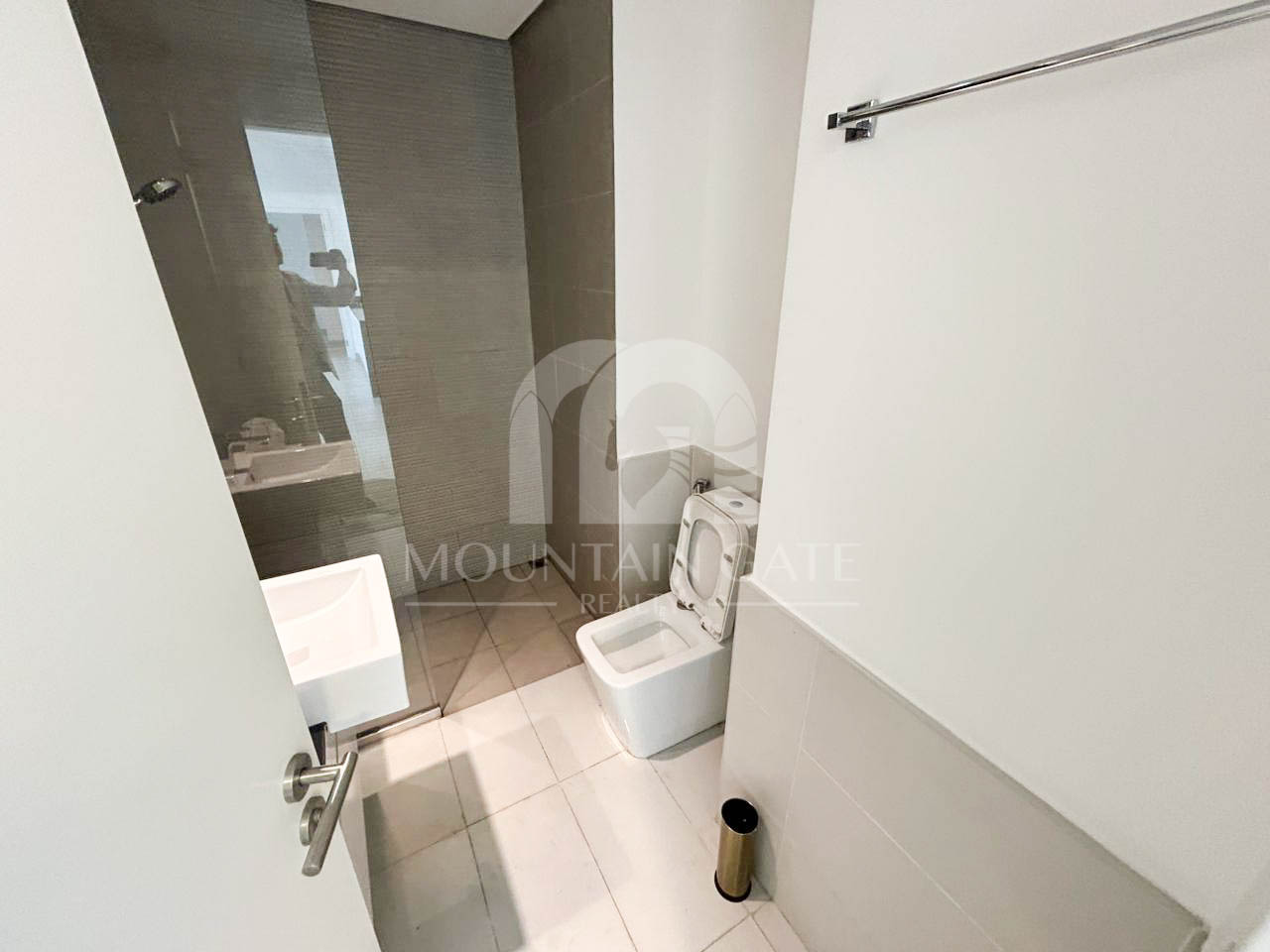 Vacant | Hot Deal | Large Layout Prime Dubai South 2BR Dubai South (Dubai World Central) Mountain Gate