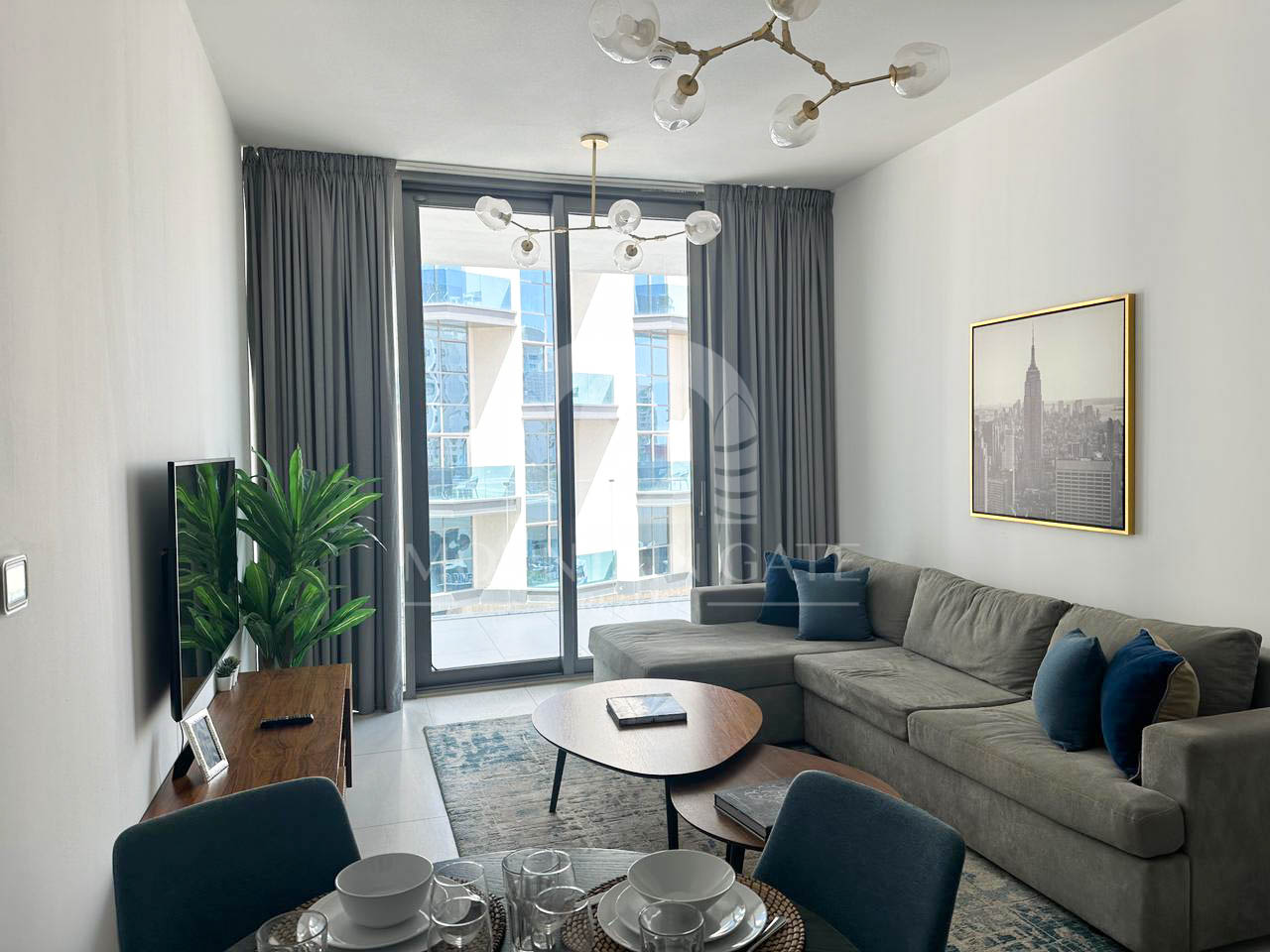 West Beach Skyline | Modern Interiors | Ready Now 1BR Palm Jumeirah Mountain Gate
