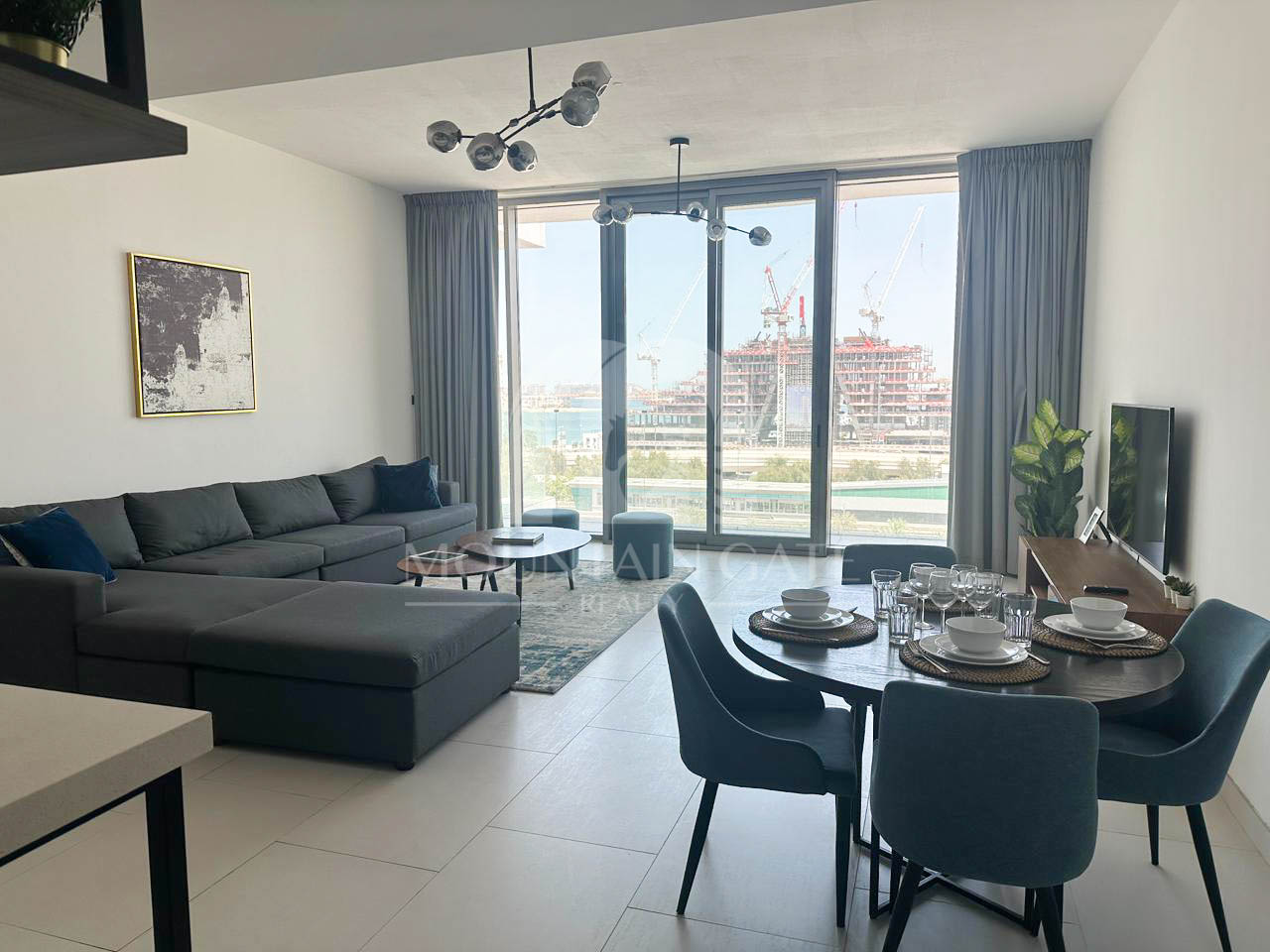 Vacant Fully Furnished Sea View Luxury Living 3BR Palm Jumeirah Mountain Gate
