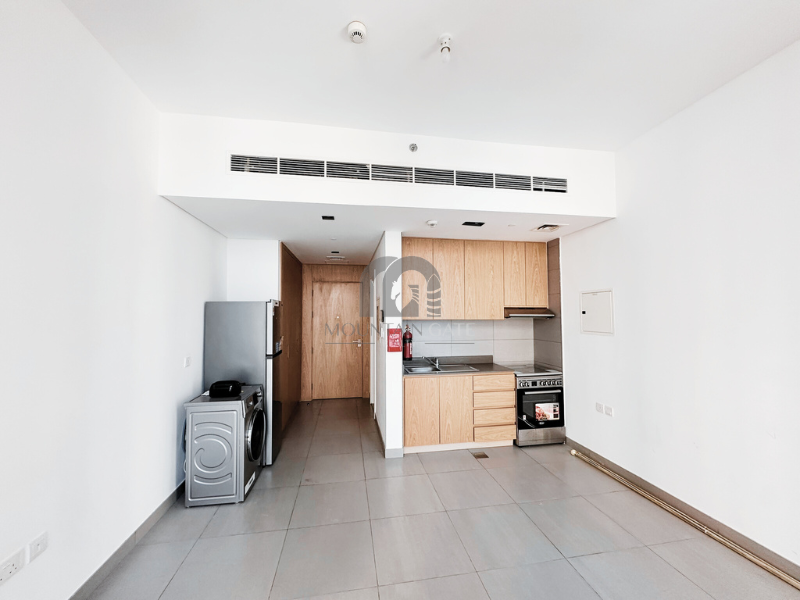 Garden View | Wide Windows | Investor Deal Muwaileh Mountain Gate