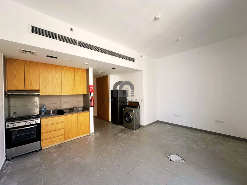 Rented 34K | Pool view | Distinctive space Muwaileh Mountain Gate