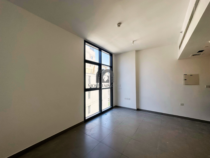 Rented 34K | Pool view | Distinctive space Muwaileh Mountain Gate