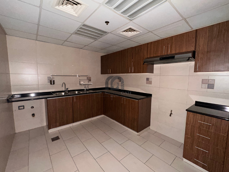 All nationalities | Fully beachfront | Vacant 2BR Al Khan Mountain Gate