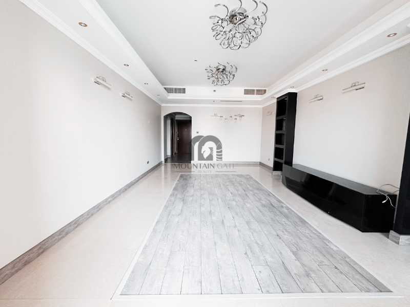 All nationalities | Fully beachfront | Vacant 2BR Al Khan Mountain Gate