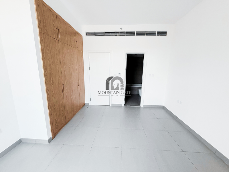Attractive Offer | High ROI | Bigest Unit 1BR Muwaileh Mountain Gate