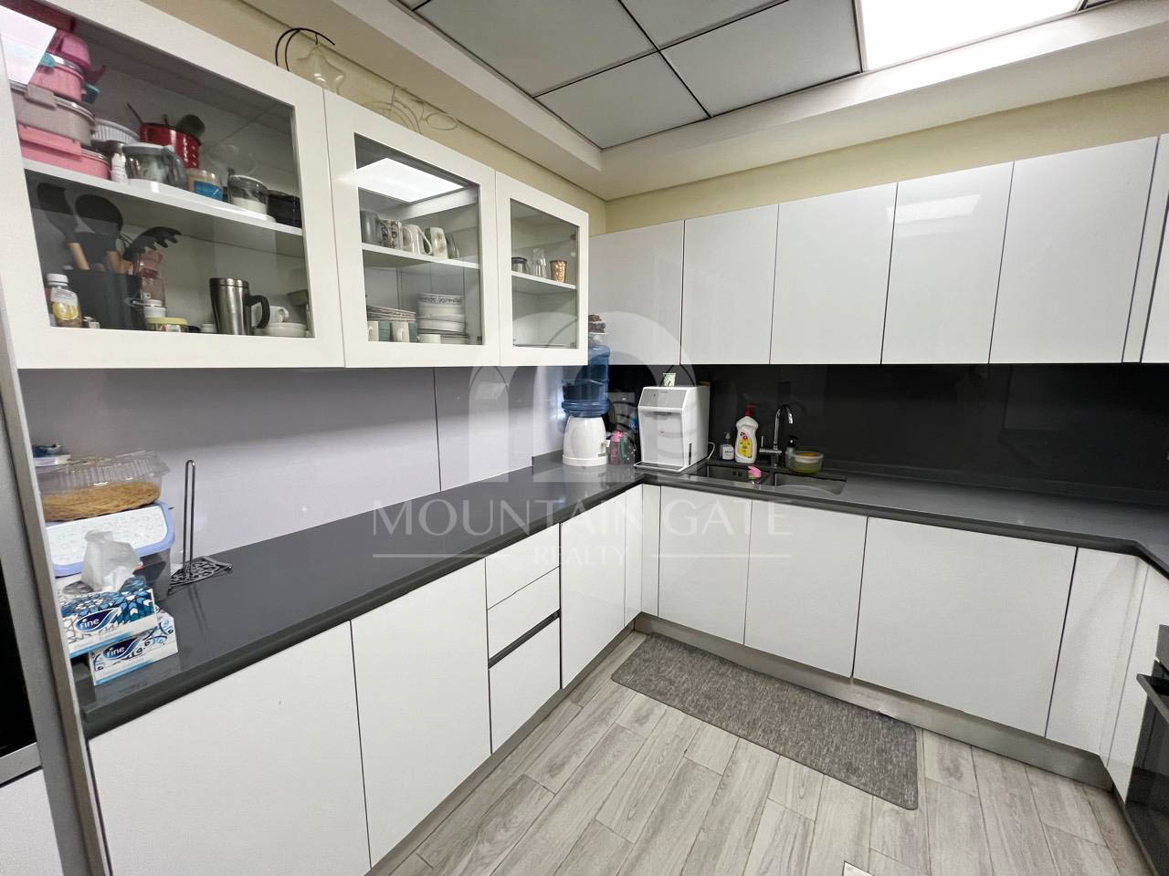 Luxury Upgrades | Unfurnished Prime Zone | VOT 4BR Al Furjan Mountain Gate