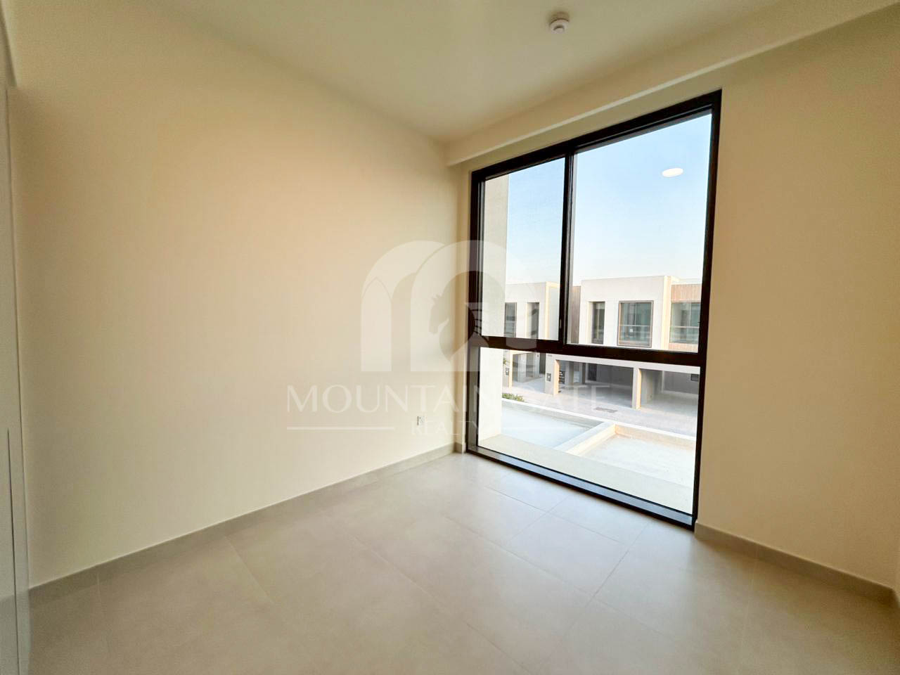 Newly Handed Over | Maids room 3BR Mountain Gate