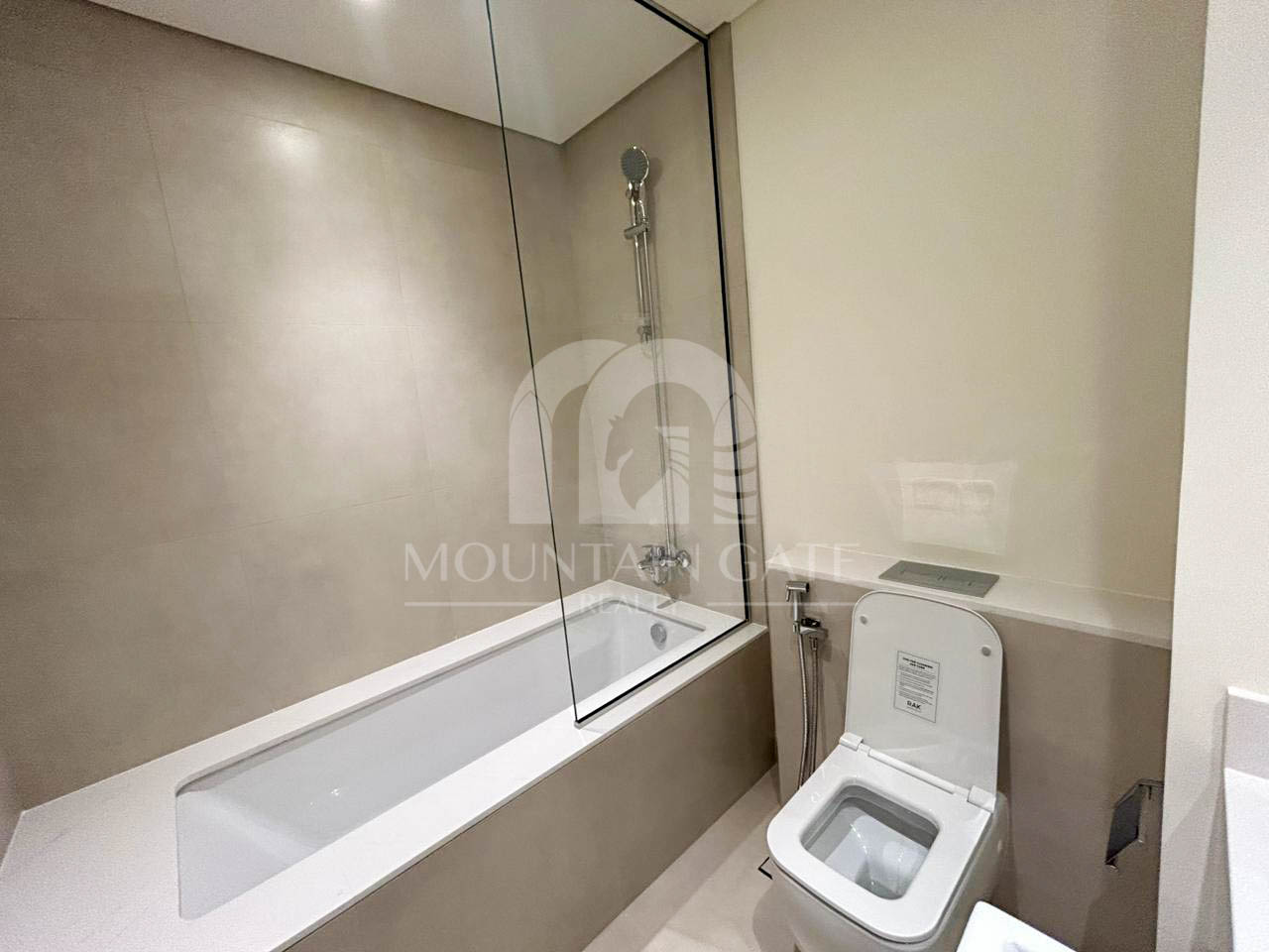 Newly Handed Over | Maids room 3BR Mountain Gate