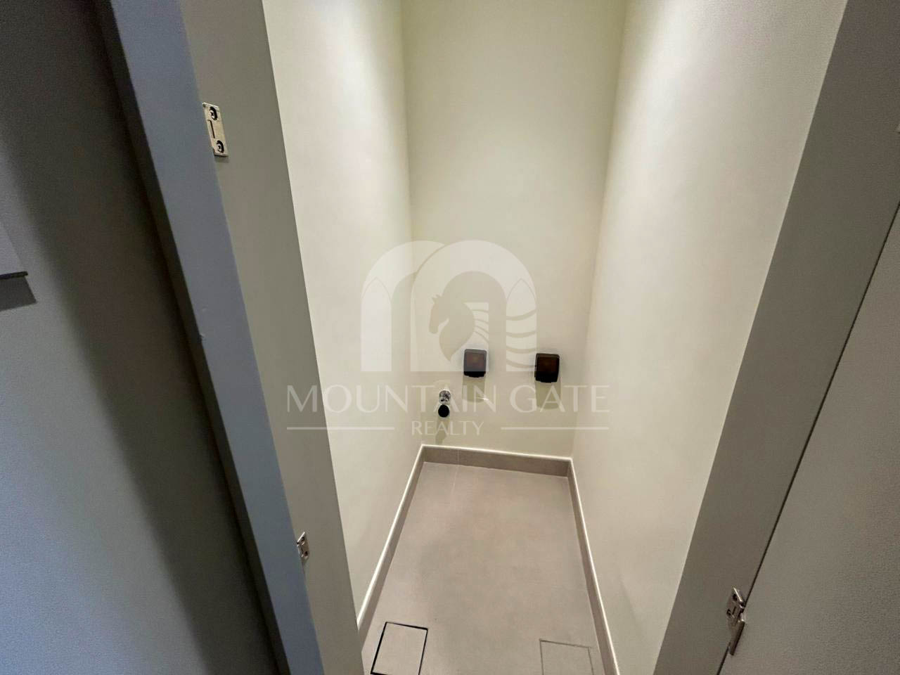 Newly Handed Over | Maids room 3BR Mountain Gate