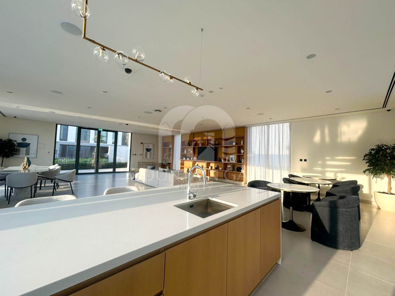 Newly Handed Over | Maids room 3BR Mountain Gate