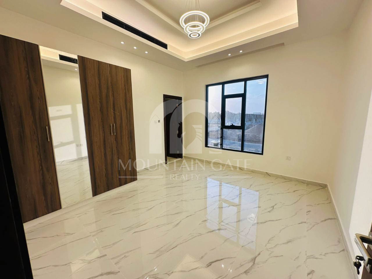 Ready to Move | Stylish Villa | All Fees Included 5BR Al Helio Mountain Gate