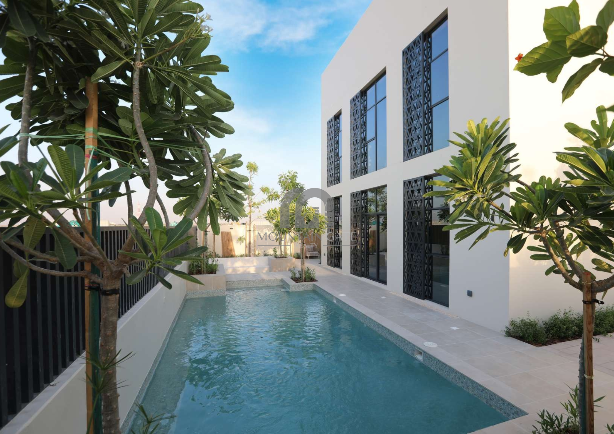 Handover Soon | Prime Location |1% payment plan 4BR Hayyan Mountain Gate