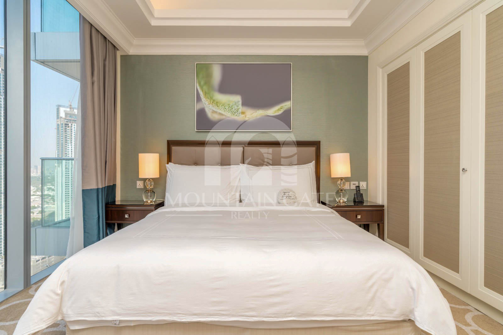 Fully Furnished | 4BR +Maid | Premium Living 4BR Downtown Dubai Mountain Gate
