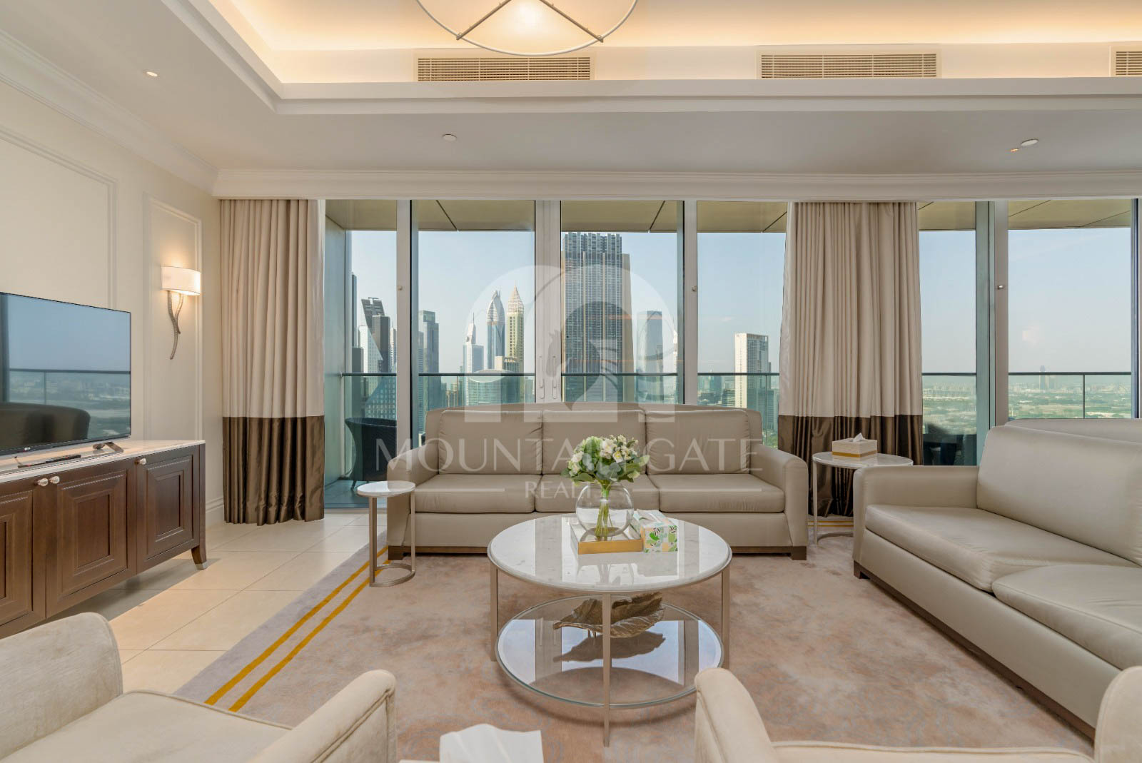 Fully Furnished | 4BR +Maid | Premium Living 4BR Downtown Dubai Mountain Gate