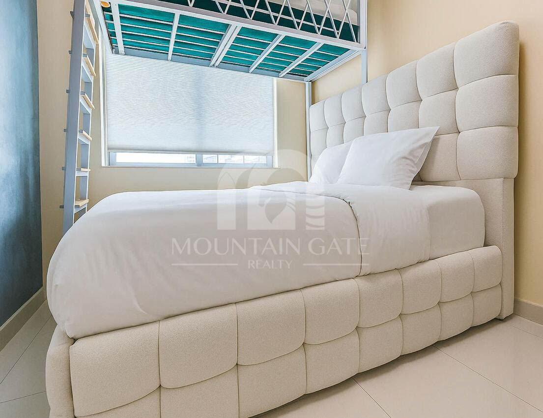 Furnished upgraded to 6 people Iconic Burj View 1BR Downtown Dubai Mountain Gate