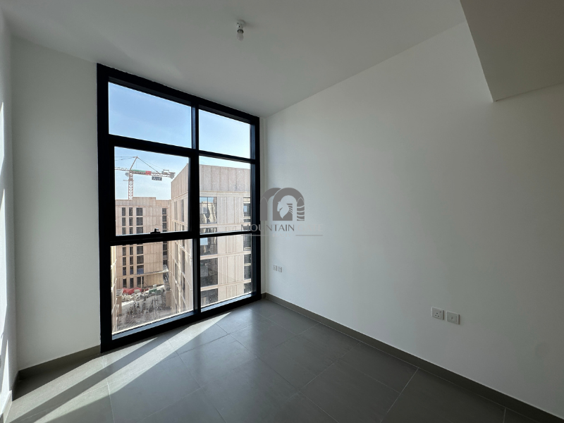 Best price | Financeable | Stadium view 1BR Muwaileh Mountain Gate