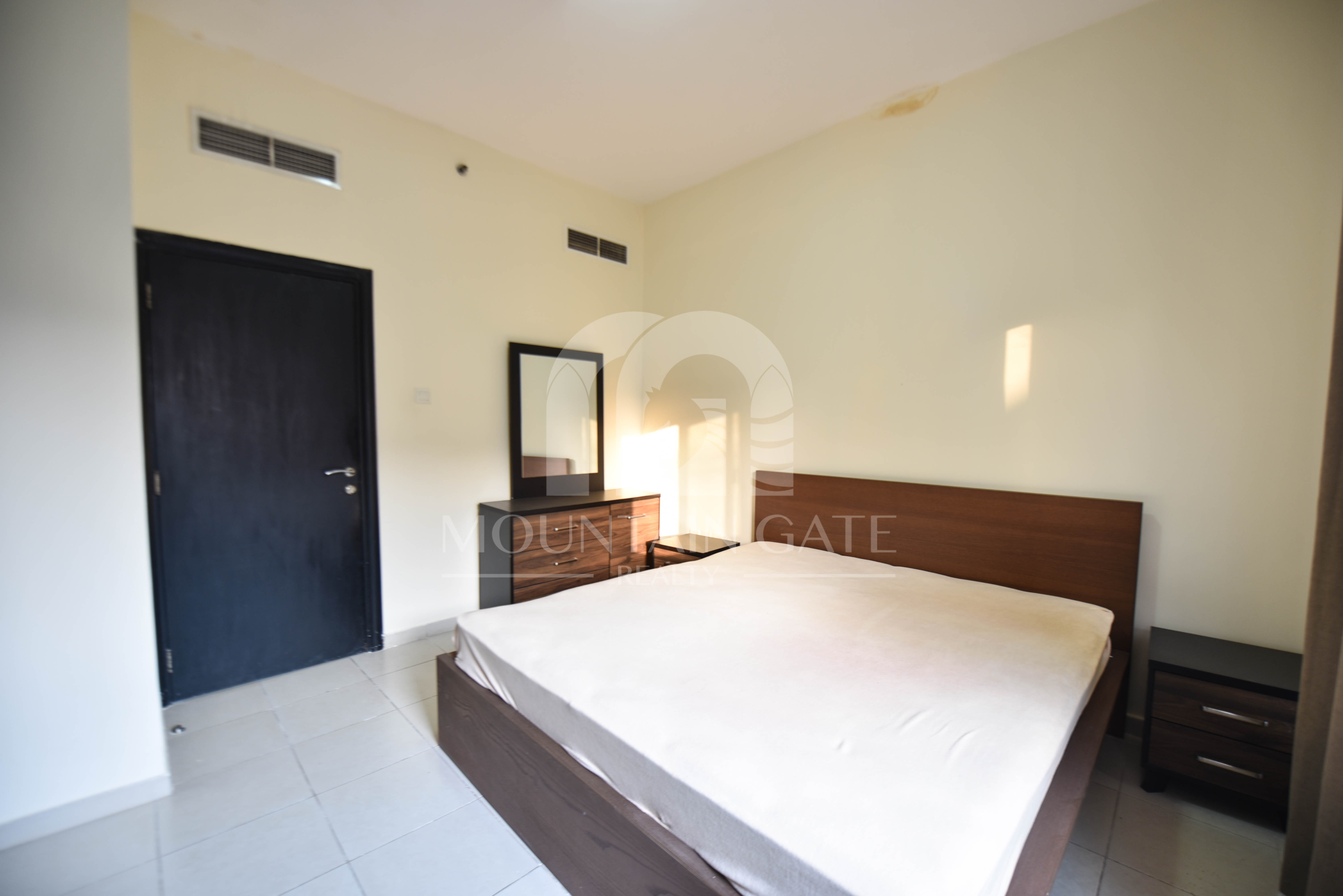 Stunning Pool View | Spacious & Move-In Ready 1BR Jumeirah Village Circle Mountain Gate