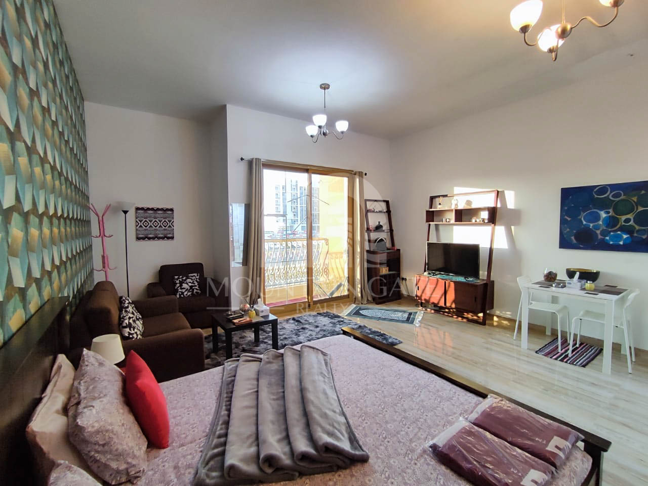 Renovated | Furnished | Investor deal International City Mountain Gate