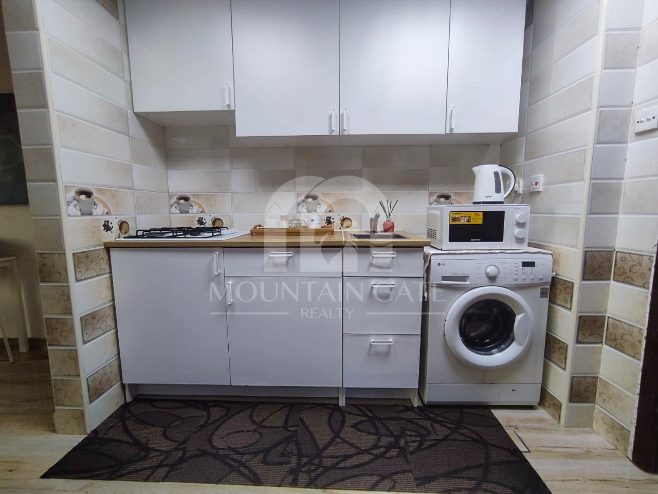 Renovated | Furnished | Investor deal International City Mountain Gate