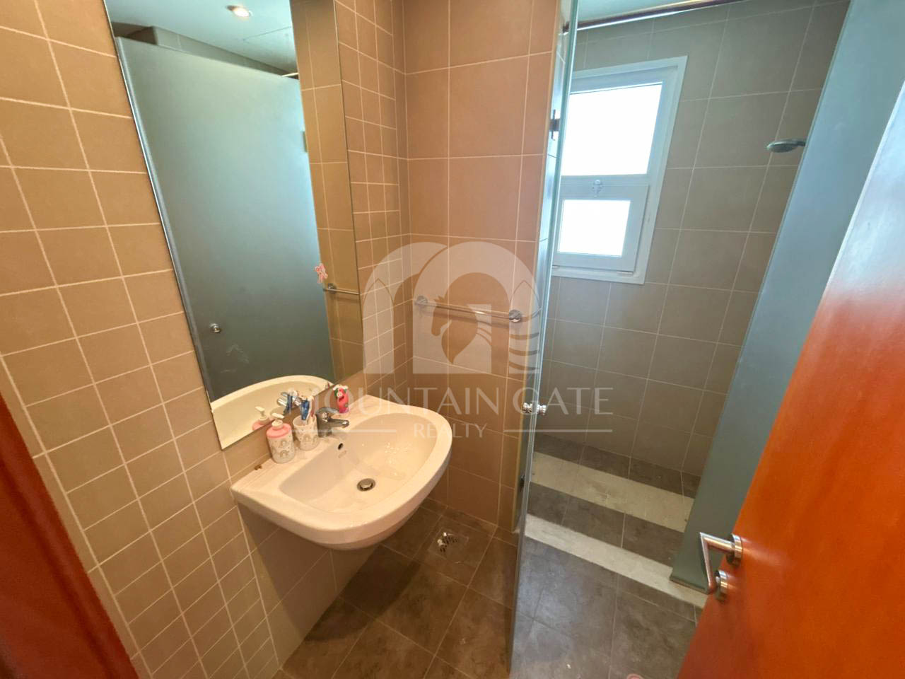 Ready to Move in Large Plot Prime Location 2BR Jumeirah Village Circle Mountain Gate