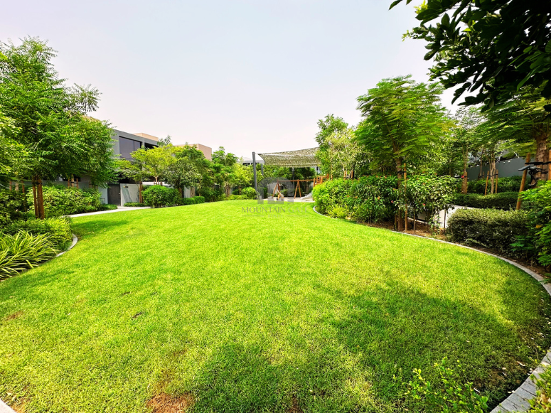 DISTRESS DEAL | Unique location | Freehold 4BR Tilal City Mountain Gate