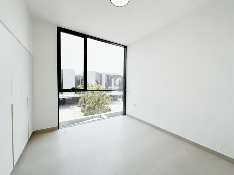 DISTRESS DEAL | Unique location | Freehold 4BR Tilal City Mountain Gate