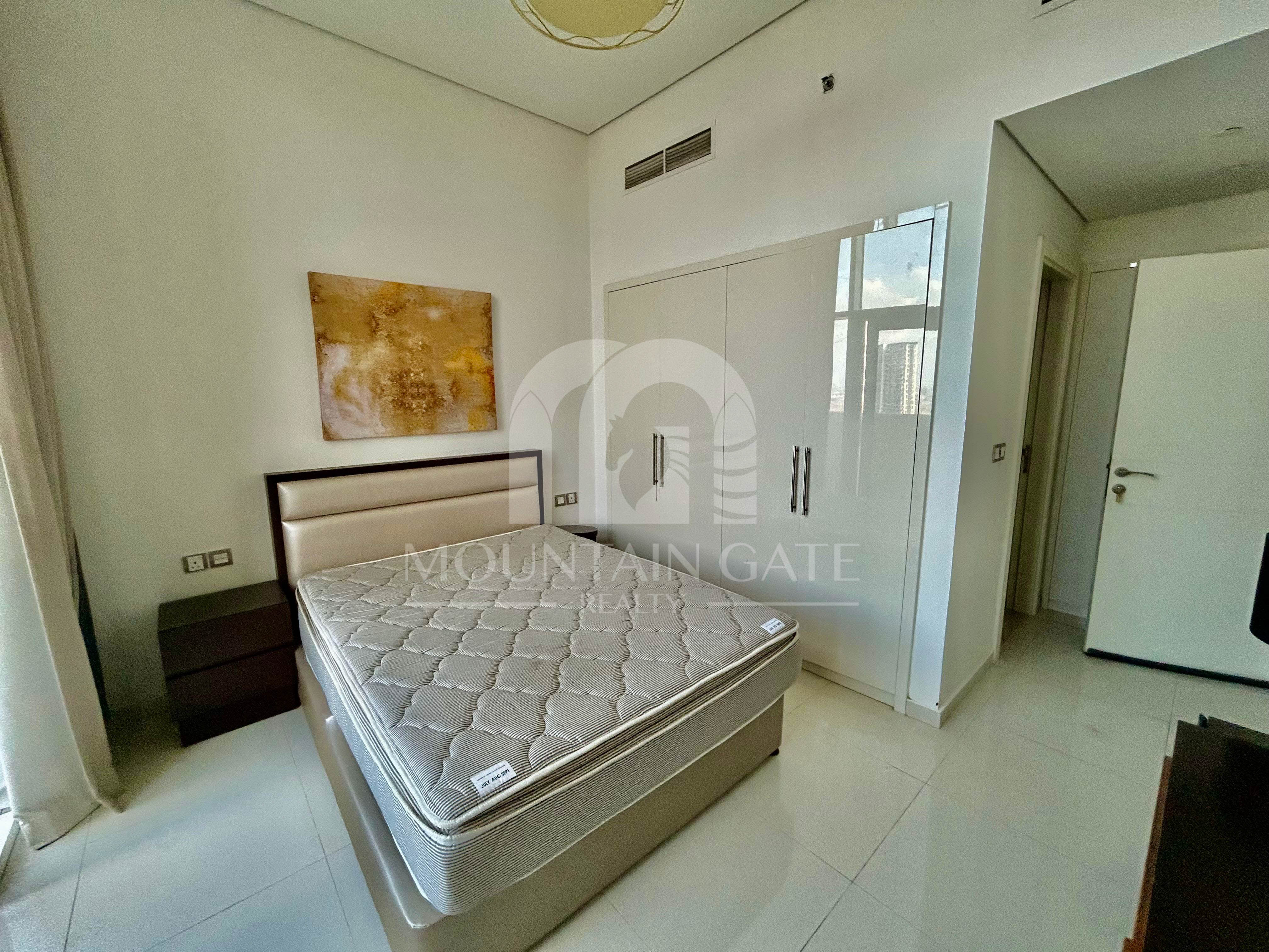 Vacant | Fully Furnished | High Floor Unit 1BR Jumeirah Village Circle Mountain Gate