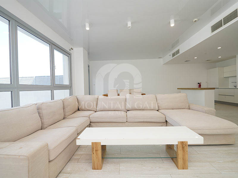 Vacant soon High-end Design Bright Spacious 2BR Mohammed Bin Rashid City Mountain Gate
