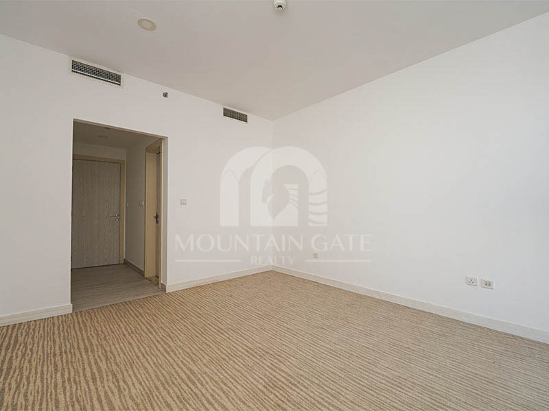 Vacant soon High-end Design Bright Spacious 2BR Mohammed Bin Rashid City Mountain Gate